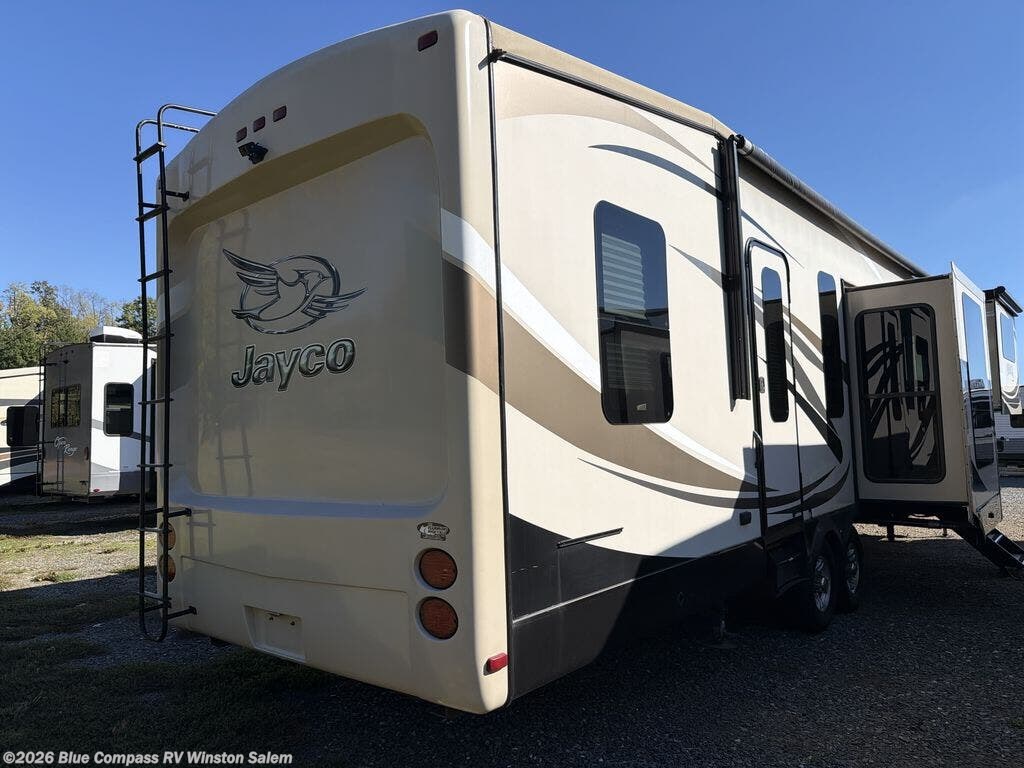 Used 2015 Jayco Pinnacle 38FLSA available in Rural Hall, North Carolina