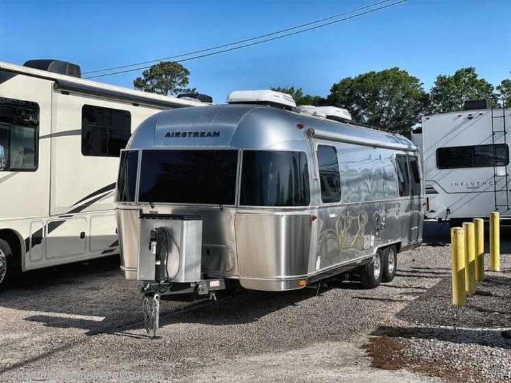 Used 2023 Airstream International 27FB available in Raleigh, North Carolina