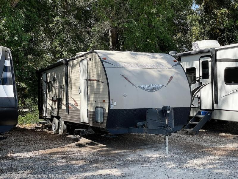 Used 2016 Forest River Cherokee Grey Wolf 26RL available in Raleigh, North Carolina