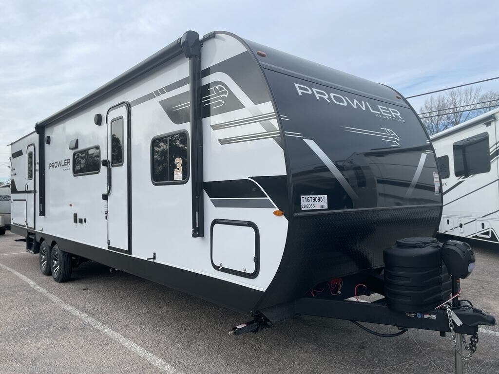 2026 Prowler 3202DSB by Heartland from Blue Compass RV Raleigh in Raleigh, North Carolina