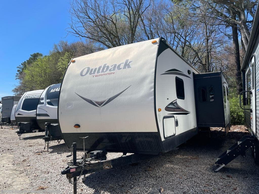 2016 Outback Terrain Ultra Lite 332TRS by Keystone from Blue Compass RV Raleigh in Raleigh, North Carolina