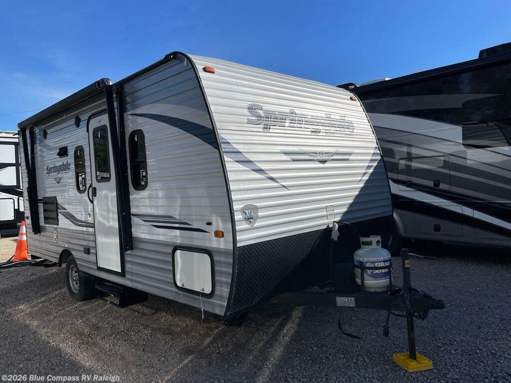 2019 Springdale Mini 1790FQ by Keystone from Blue Compass RV Raleigh in Raleigh, North Carolina
