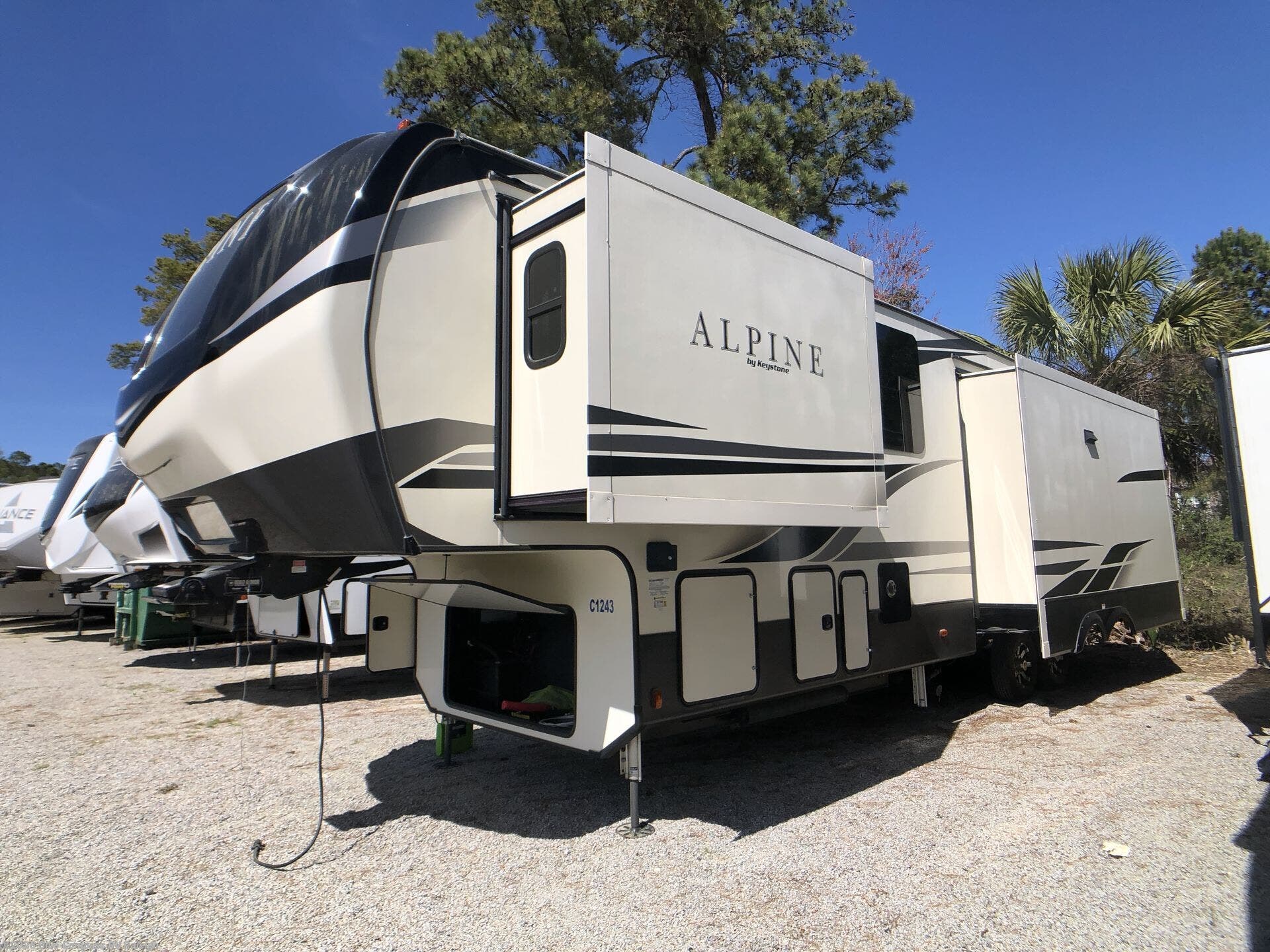 Used 2020 Keystone Alpine 3651RL available in Raleigh, North Carolina