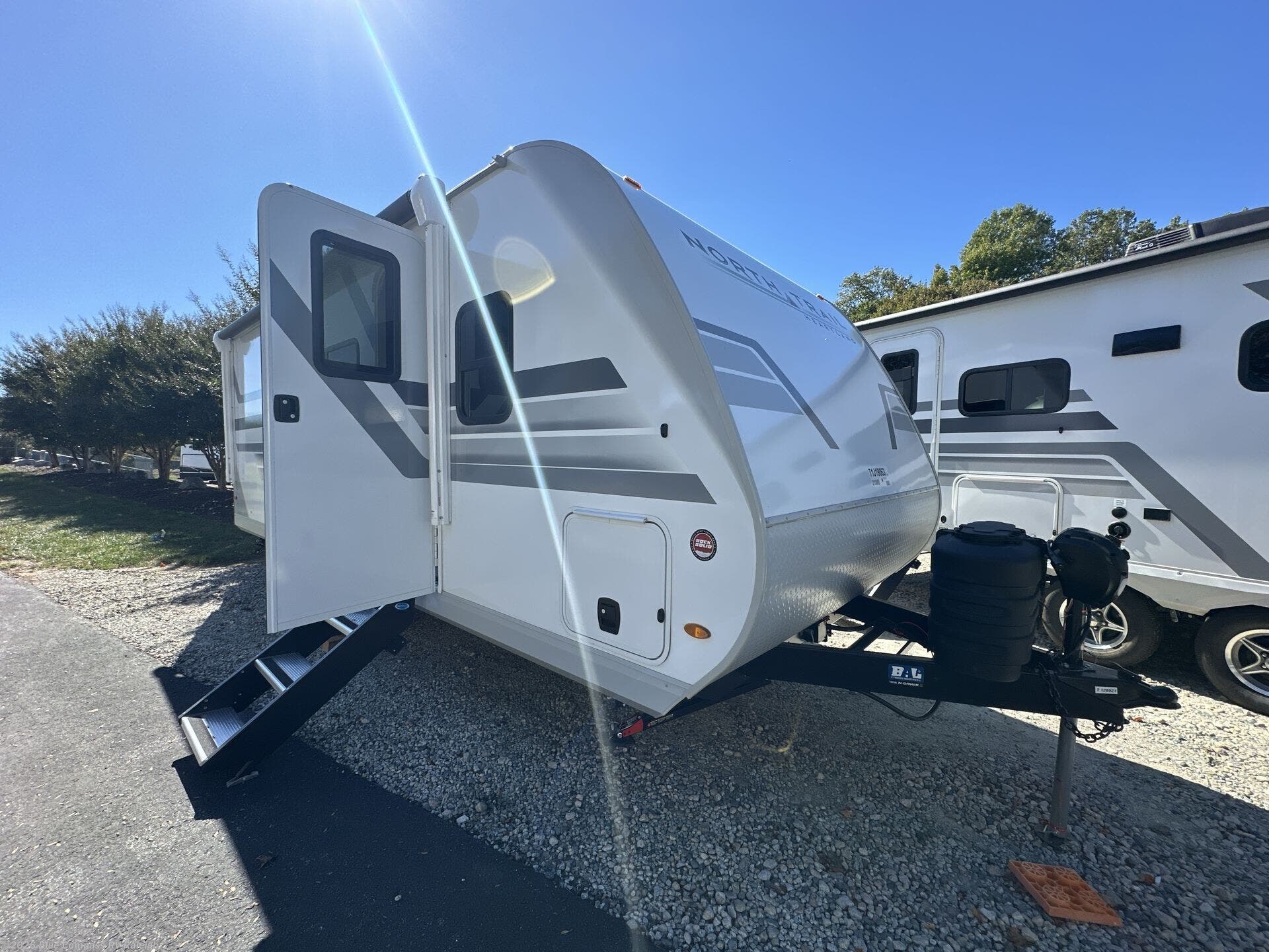 2026 Heartland North Trail 210MB - New Travel Trailer For Sale by Blue Compass RV Raleigh in Raleigh, North Carolina