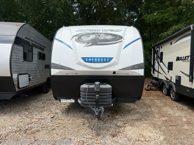 2024 Cherokee Alpha Wolf 26DBH-L by Forest River from Blue Compass RV Raleigh in Raleigh, North Carolina