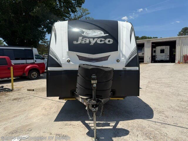 2017 White Hawk 27DSRL by Jayco from Blue Compass RV Raleigh in Raleigh, North Carolina