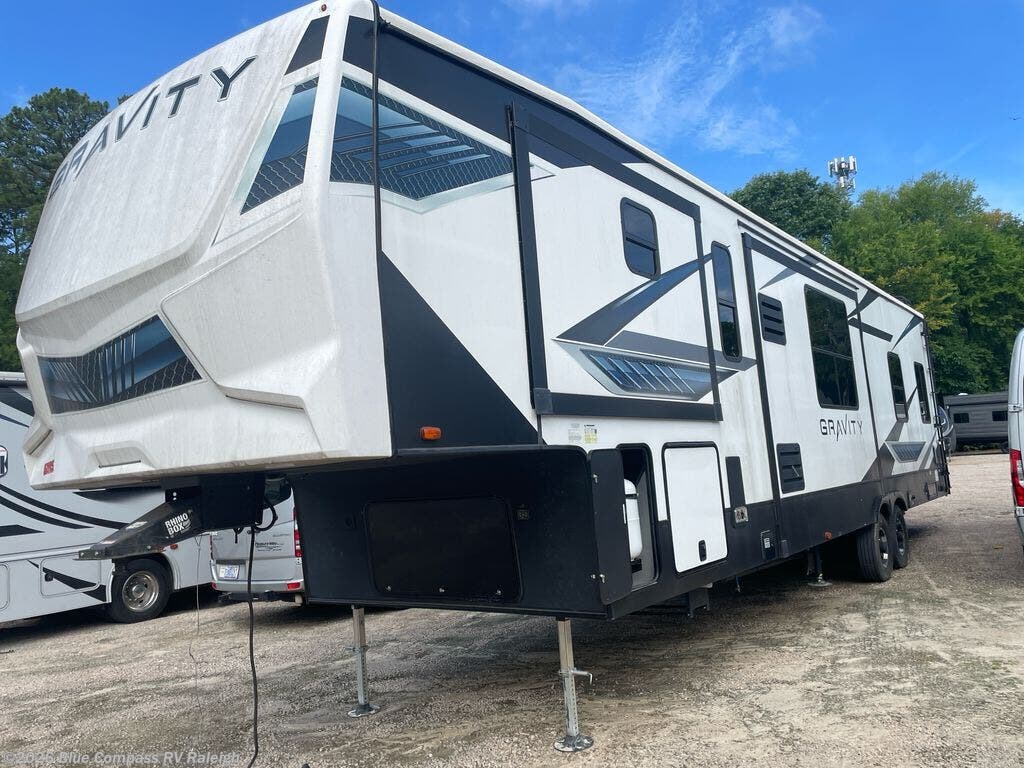 Used 2022 Heartland Gravity 3610 available in Raleigh, North Carolina