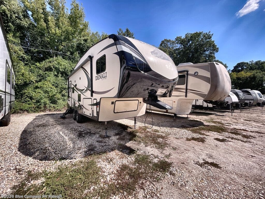 2016 Denali Lite 2445RL by Dutchmen from Blue Compass RV Raleigh in Raleigh, North Carolina