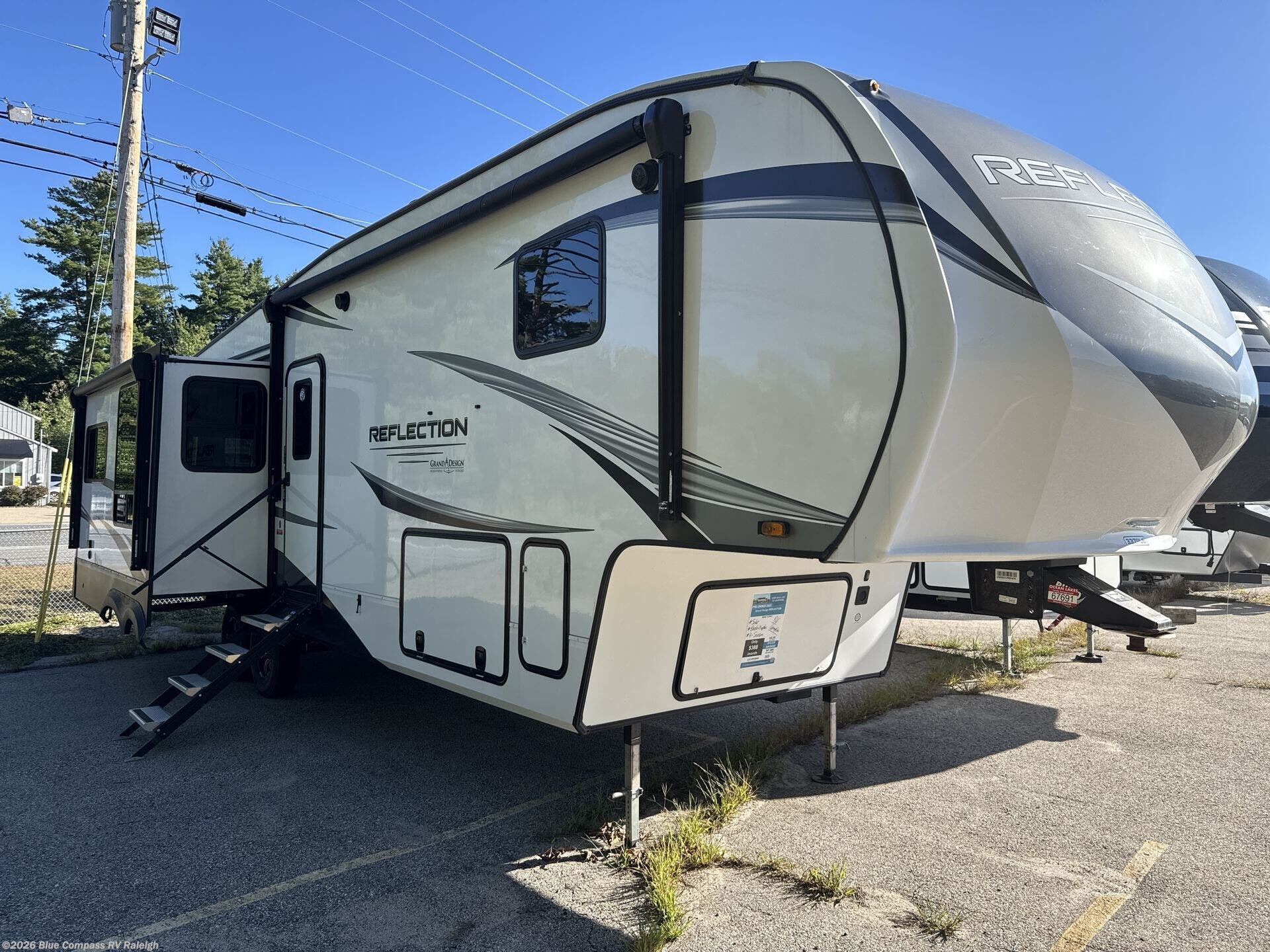 2023 Reflection 337RLS by Grand Design from Blue Compass RV Raleigh in Raleigh, North Carolina