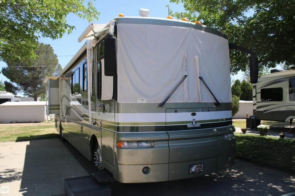 2002 Winnebago Ultimate Freedom 40WD RV for Sale in Las Cruces, NM