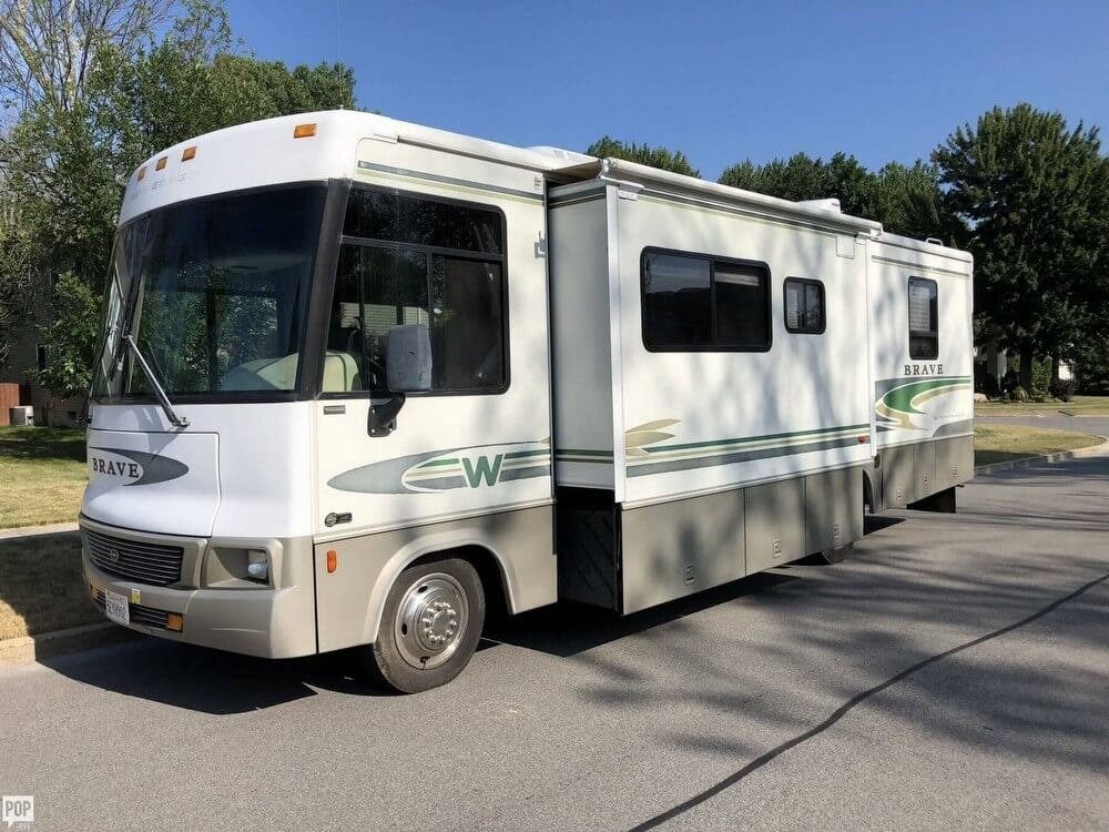 2003 winnebago brave