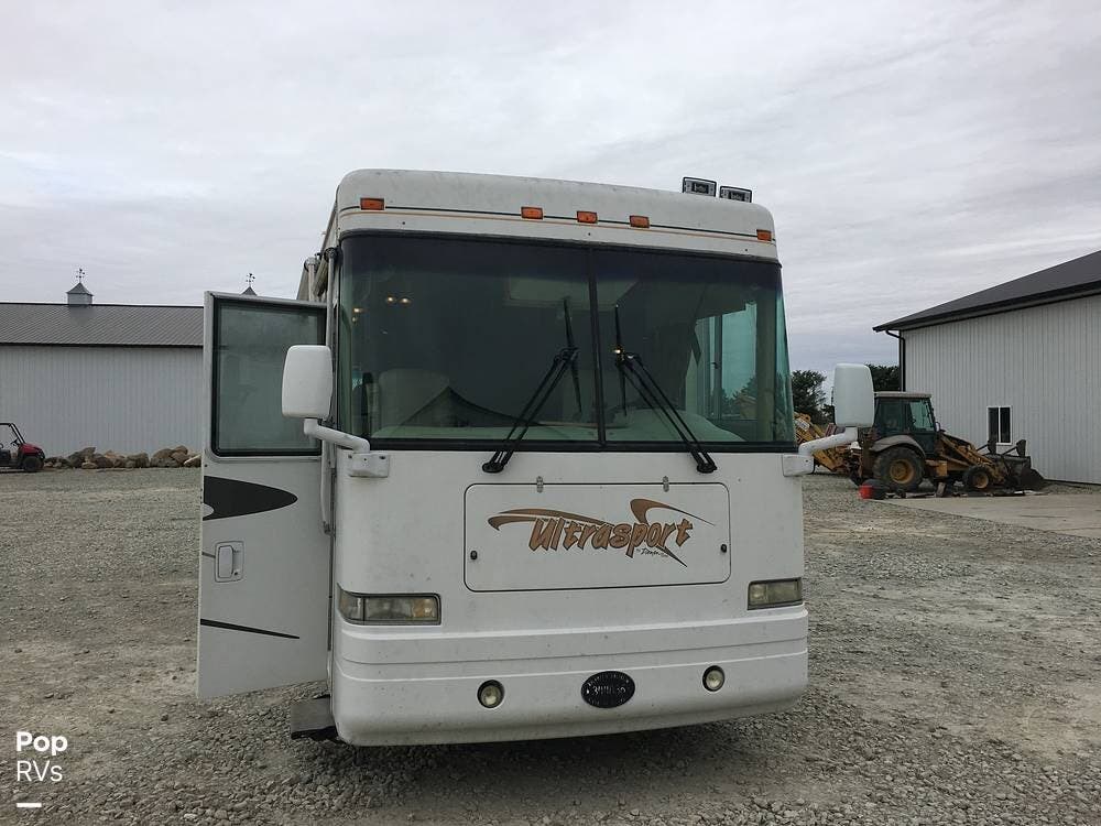 2000 Damon Ultrasport 3680 RV for Sale in Noblesville, IN 46060