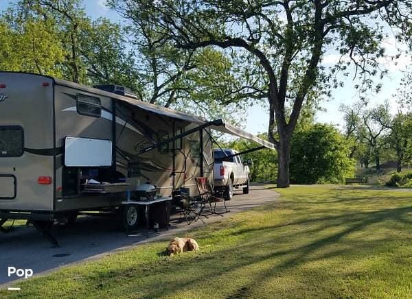 2016 Keystone Cougar XLite 25RDB - Used Travel Trailer For Sale by Pop RVs in Sweetwater, Texas
