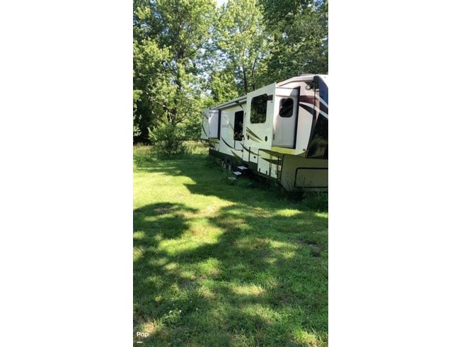 2018 Heartland Bighorn 3750FL - Used Fifth Wheel For Sale by Pop RVs in Mount Vernon, Missouri