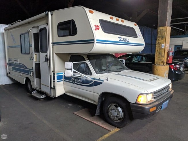 1991 Itasca Spirit - Toyota 321RL - Micro Mini RV for Sale in Milwaukee ...