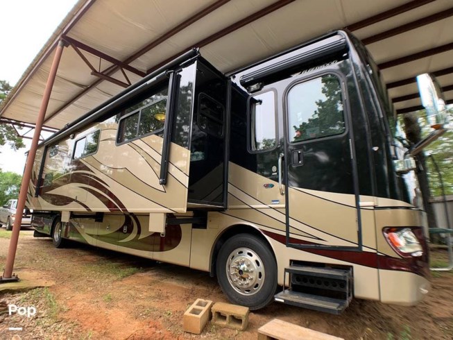 2011 Fleetwood Discovery 40G - Used Diesel Pusher For Sale by Pop RVs in Hughes Springs, Texas