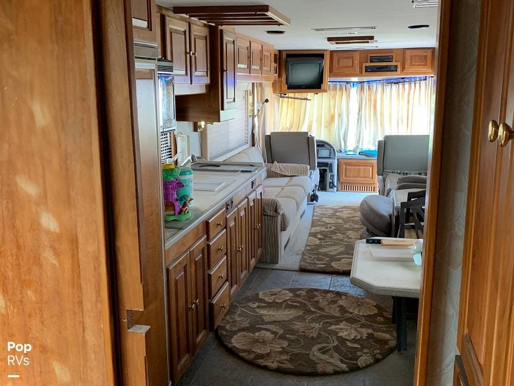 Monaco Rv Signature Crown Royale Rv For Sale In Pilot Point Tx Rvusa