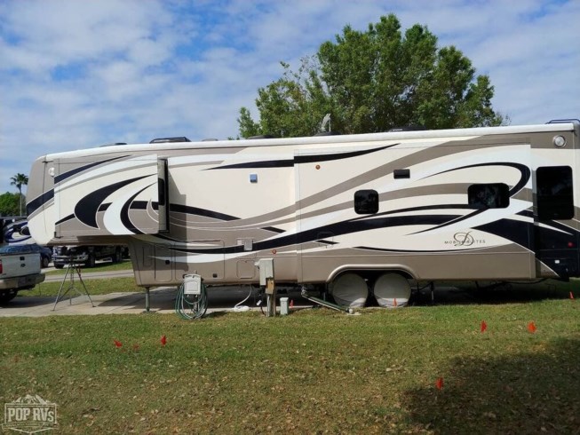 2015 DRV Mobile Suites 38RSSA RV for Sale in New Castle, IN 47362