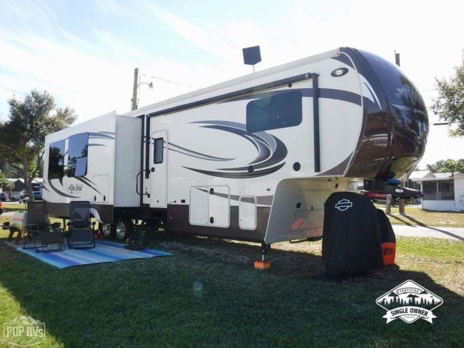 2015 Lifestyle Luxury Rv Alfa Gold 3905shmc Rv For Sale In Kokomo In 46902 188711 Rvusa Com Classifieds