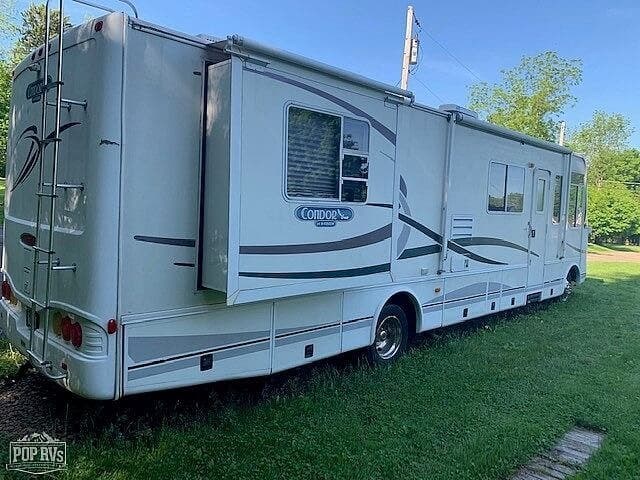 2003 R-Vision Condor 1350 RV for Sale in Mantua, OH 44255 | 190038 ...