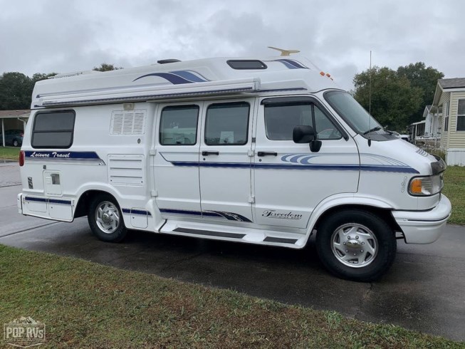 1997 Leisure Travel Freedom Widebody For Sale