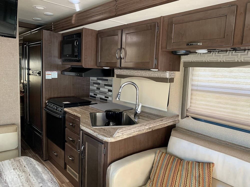 2017 Thor Ace 29 3 Rv For Sale In Davie Fl 33328 198998 Rvusa Com Classifieds