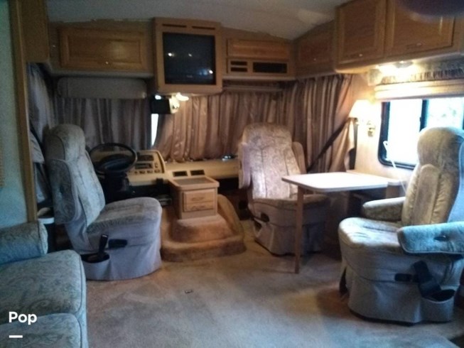 1996 Bounder 36S by Fleetwood from Pop RVs in Gridley, Illinois