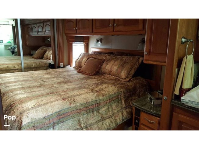 2006 Magna Rembrandt 525 by Country Coach from Pop RVs in Sarasota, Florida
