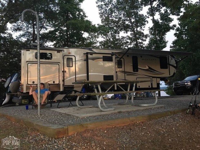 2016 Keystone Montana 358bh Rv For Sale In Cumming Ga 30041 202946 Rvusa Com Classifieds