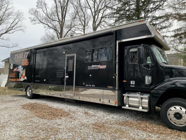 freightliner toy hauler rv