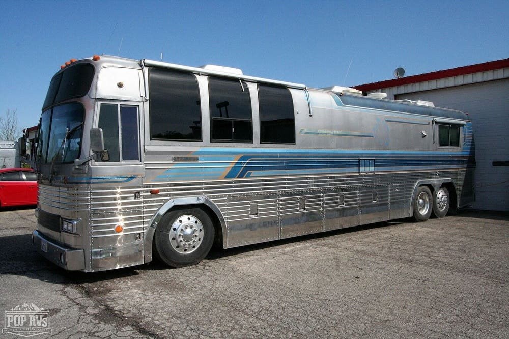 1981 Prevost Prevost XL RV for Sale in Monroeville, OH 44847 | 208509 ...