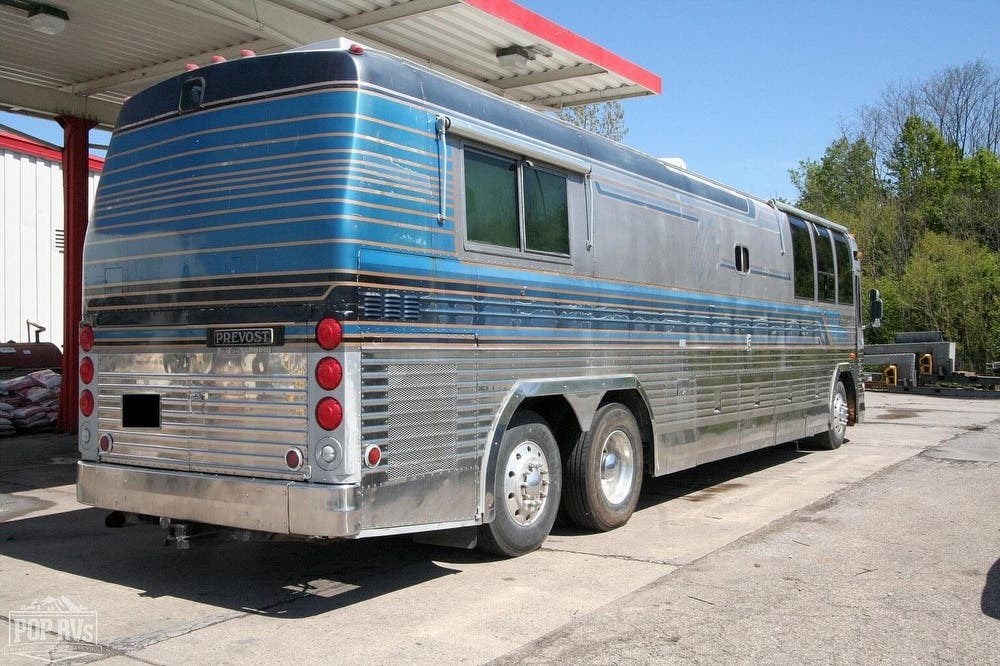 1981 Prevost Prevost XL RV for Sale in Monroeville, OH 44847 208509