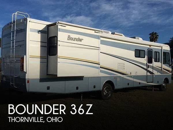 Used 2005 Fleetwood Bounder 36Z available in Sarasota, Florida