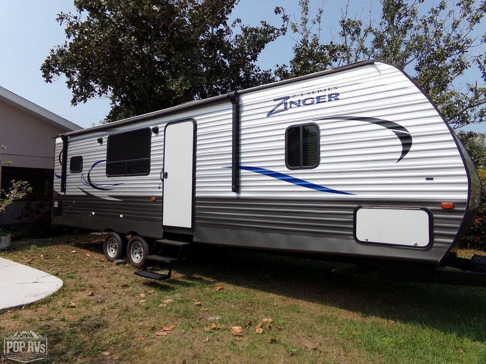 2018 CrossRoads Zinger Z1 Series 280RK RV for Sale in Sarasota, FL