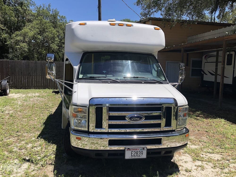 ford e450 shuttle bus conversion