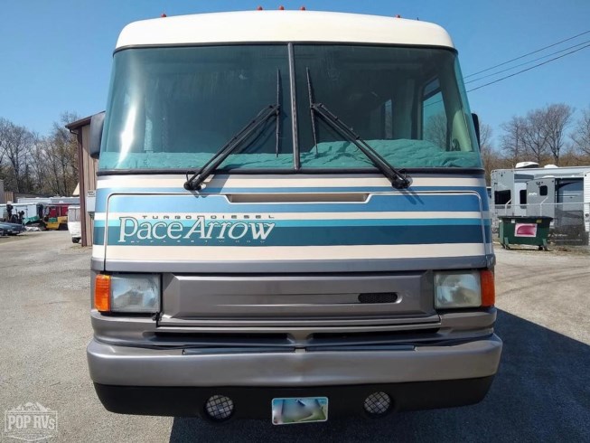 1994 Fleetwood Pace-Arrow 35 RV for Sale in Painesville, OH 44077