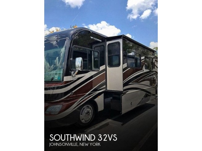 Used 2011 Fleetwood Southwind 32VS available in Sarasota, Florida