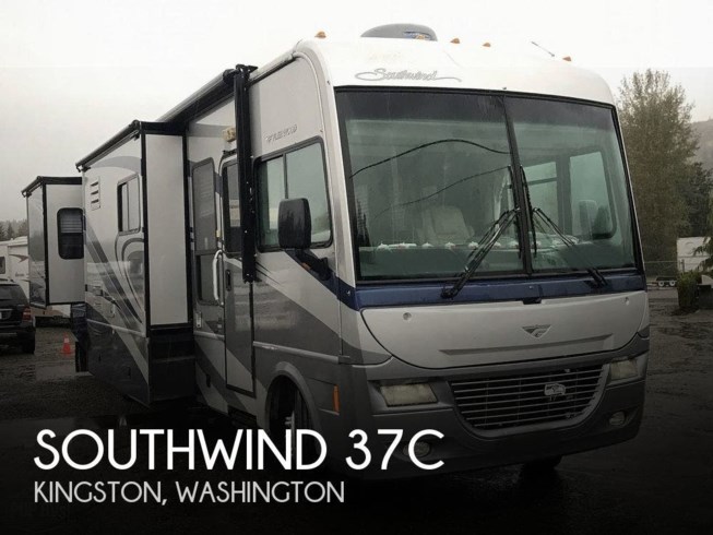 Used 2007 Fleetwood Southwind 37C available in Sarasota, Florida
