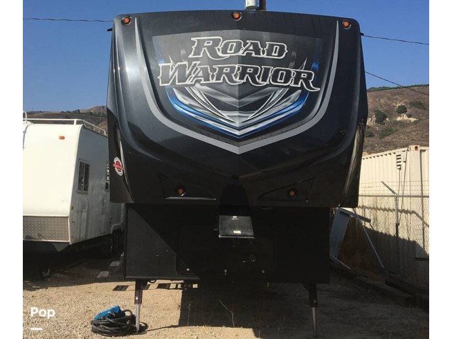 2016 Heartland Road Warrior 413 - Used Toy Hauler For Sale by Pop RVs in Fillmore, California