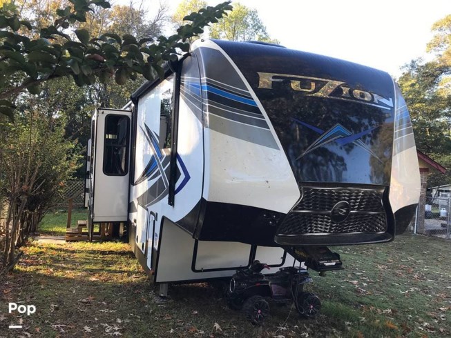 2020 Keystone Fuzion 429 - Used Toy Hauler For Sale by Pop RVs in Tempe, Arizona