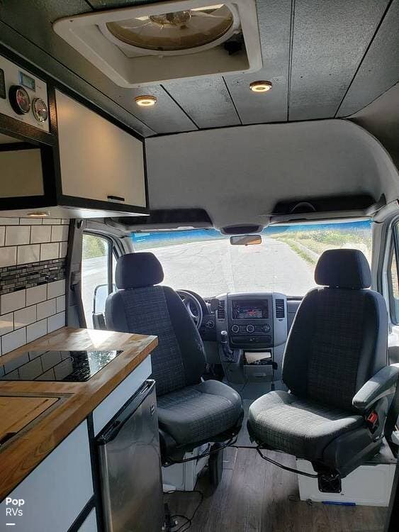 2017 MercedesBenz Sprinter 3500 RV for Sale in Creston, BC V0B1G3