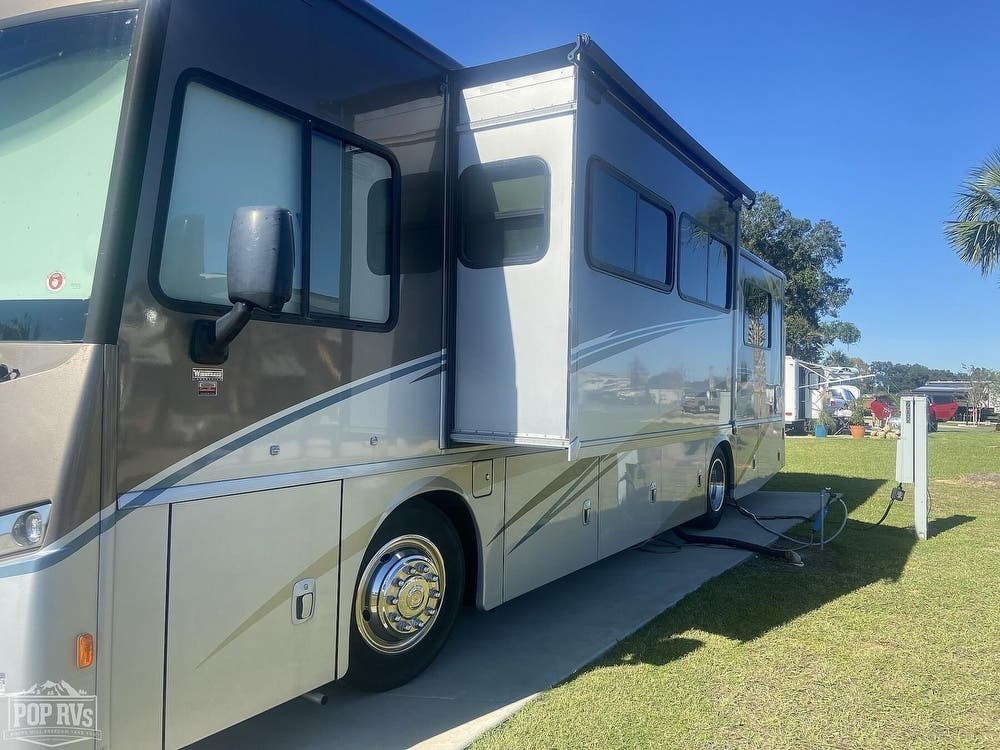 2014 Itasca Solei 34T RV for Sale in Chiefland, FL 32626 | 228345 2014 Itasca Solei 34t For Sale