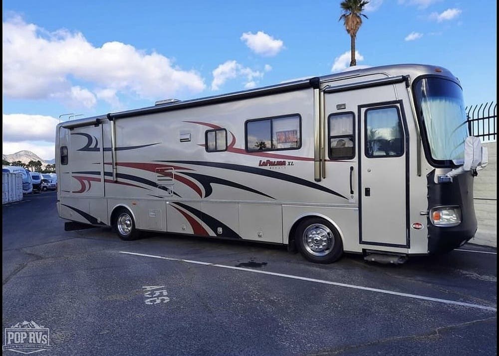 2007 Monaco RV La Palma XL 36WBD RV for Sale in Indio, CA 92201