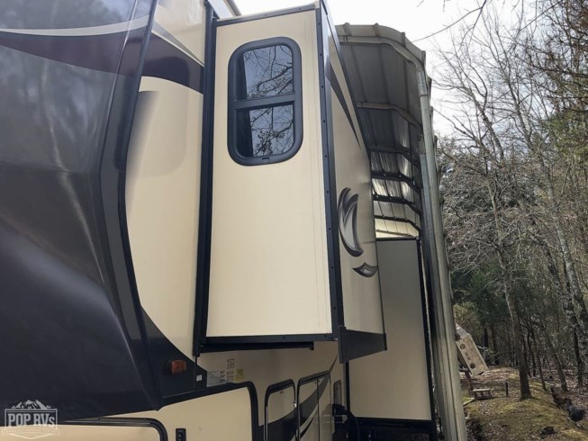 Used 2018 Forest River Heritage Glen Lite 368RLBHK available in Martin, Georgia