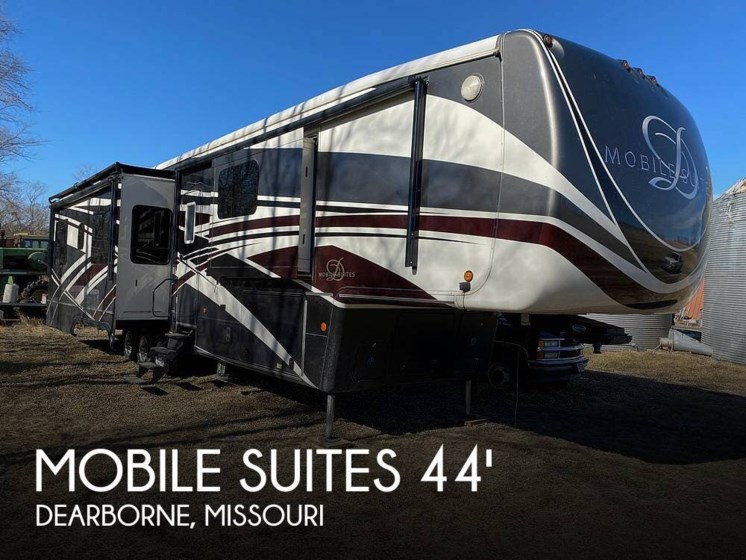 Used 2017 DRV Mobile Suites 44 HOUSTON available in Dearborne, Missouri