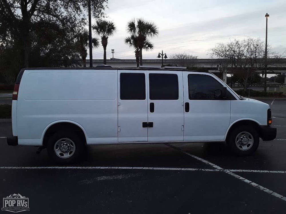 2004 Chevrolet Express 2500 RV for Sale in Kissimmee, FL 34746 236760