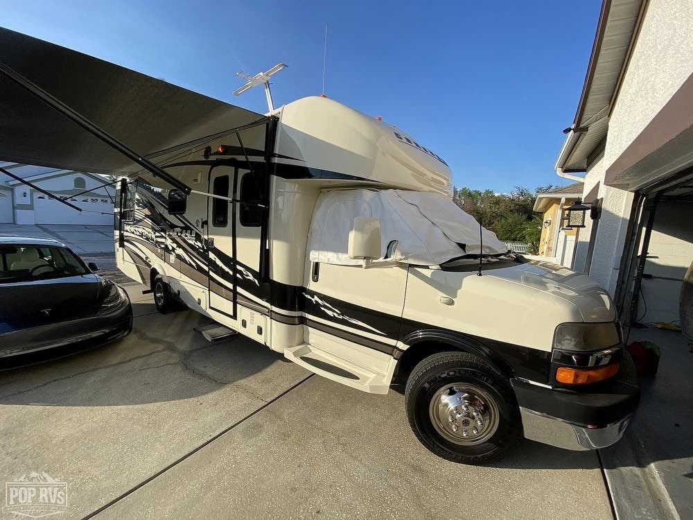 2013 Coachmen Concord 301SS RV for Sale in Wesley Chapel, FL 33543