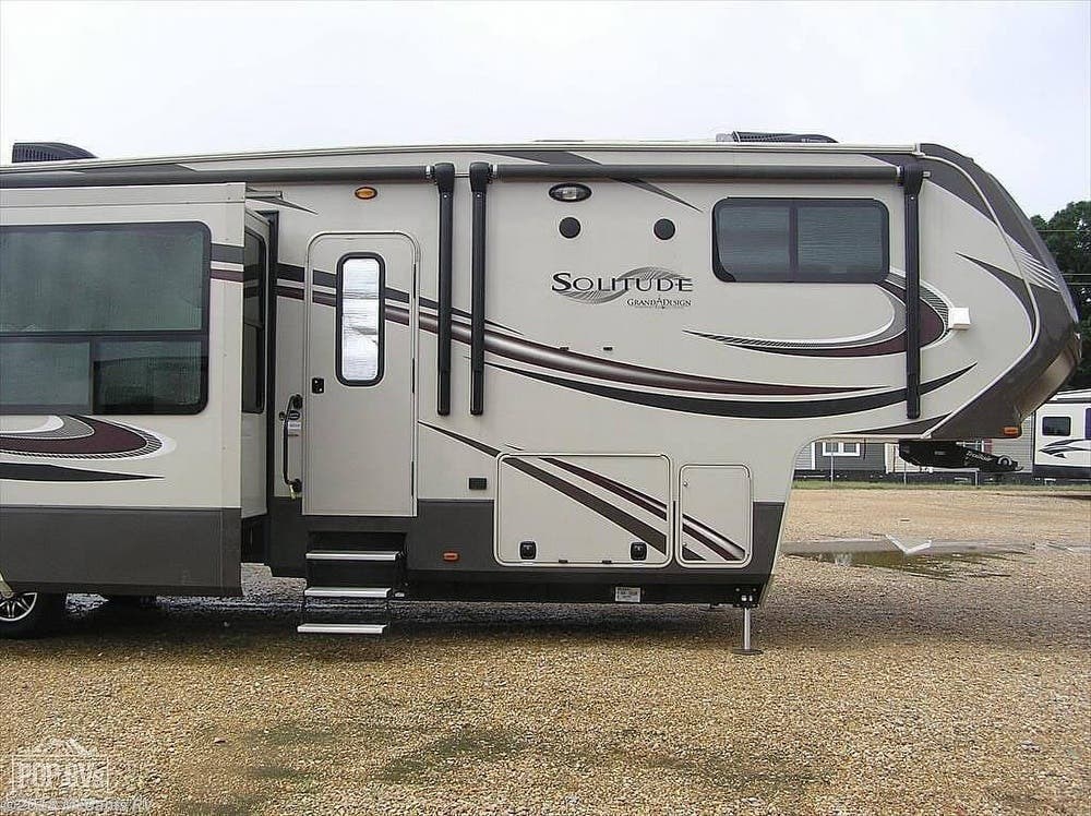 2016 Grand Design Solitude 366DEN RV for Sale in Guntersville, AL 35976