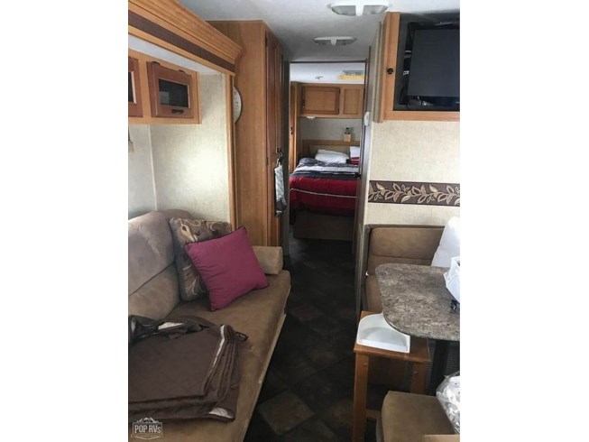 2013 K-Z Spree 2605s - Used Travel Trailer For Sale by Pop RVs in Lutz, Florida features Air Conditioning, Slideout, Leveling Jacks