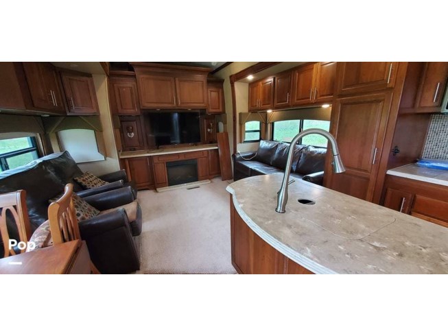2013 Trilogy 3650RE by Dynamax Corp from Pop RVs in Lake Placid, Florida